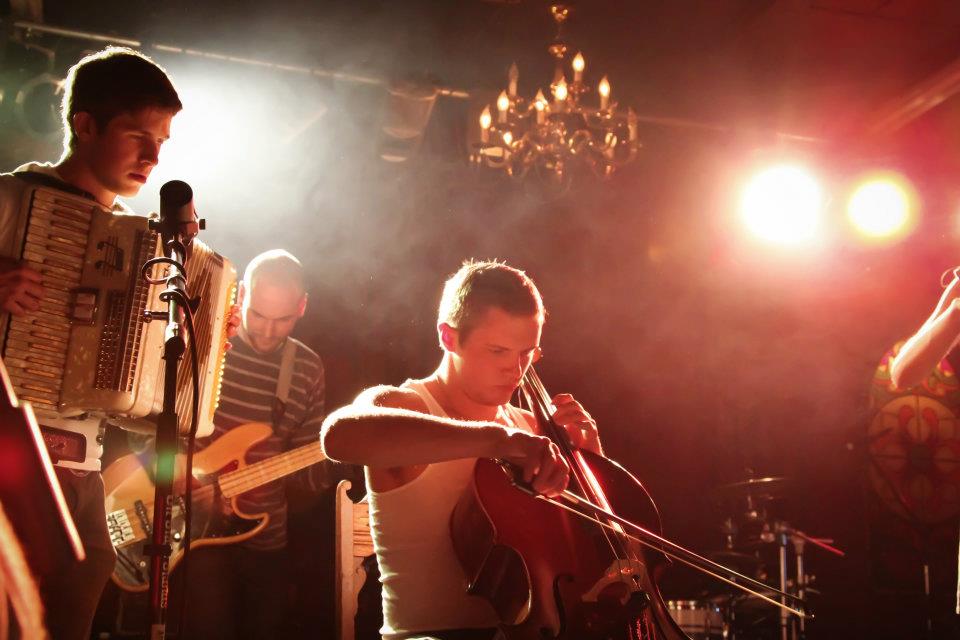 Searching for Celia live performance photo 16