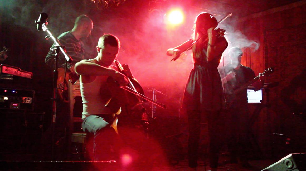 Searching for Celia live performance photo 24
